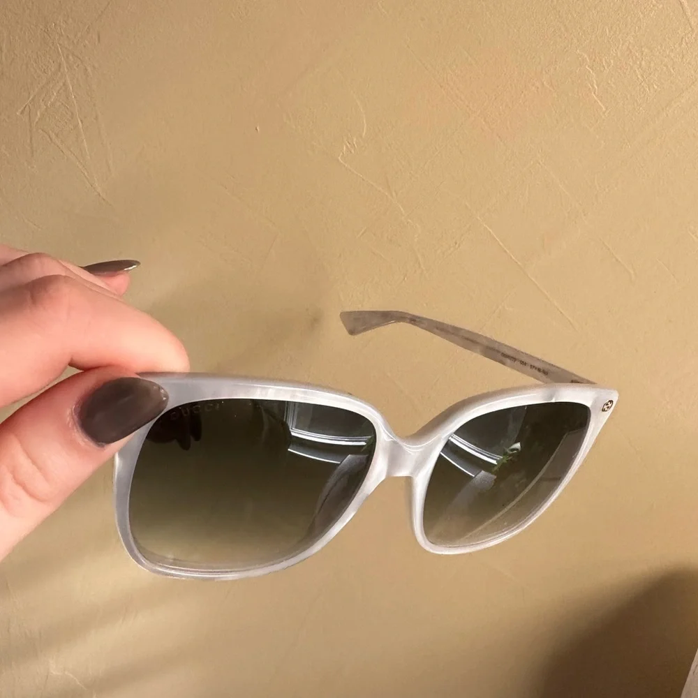 Gucci White Marble Sunglasses - Picture 13 of 14